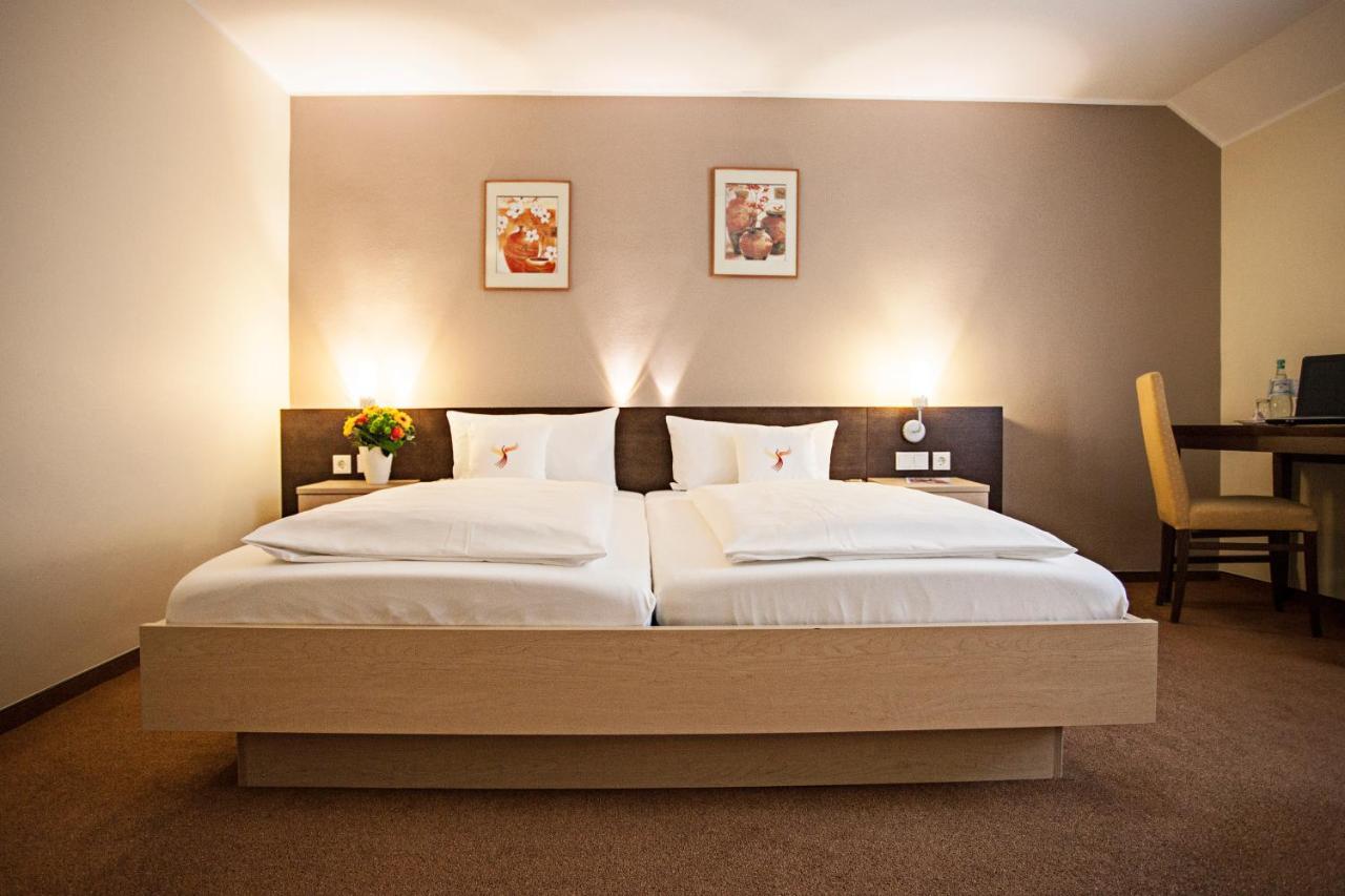 Phoenix Hotel Bergneustadt Экстерьер фото