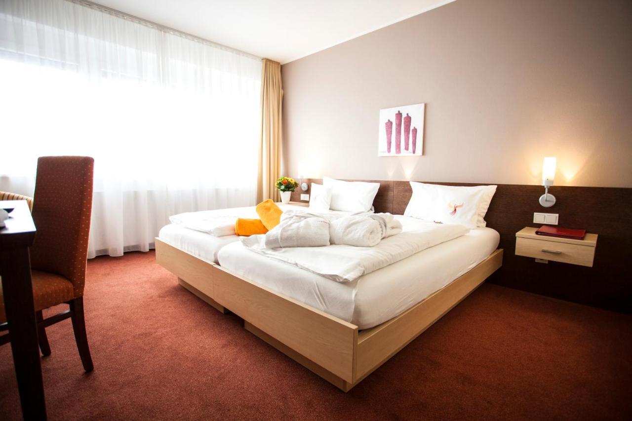 Phoenix Hotel Bergneustadt Экстерьер фото