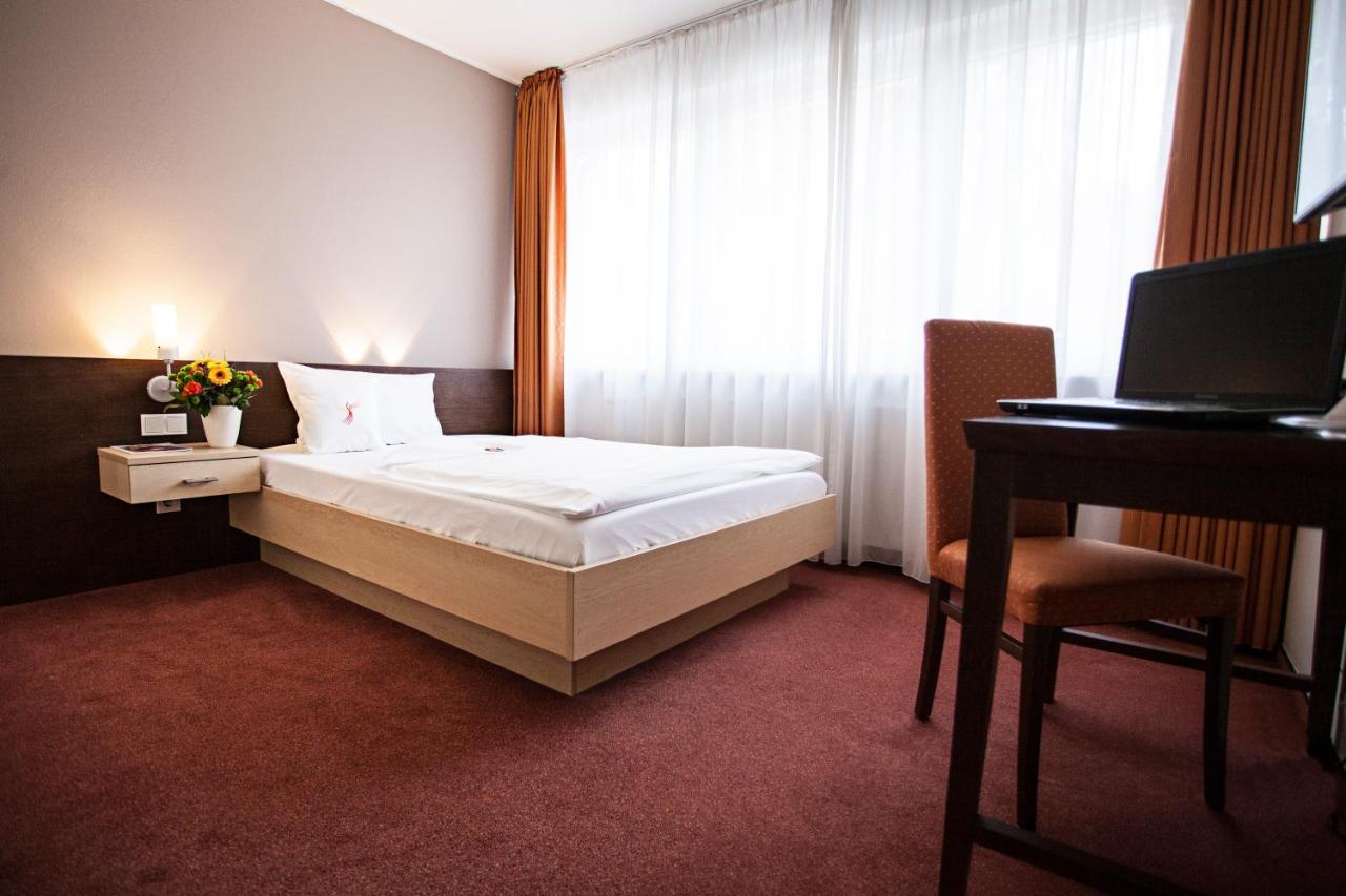 Phoenix Hotel Bergneustadt Экстерьер фото